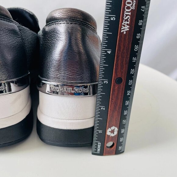 Michael Kors Womens Silver Felix Metallic Textile Leather Trainer Sneakers Sz 9M - Picture 10 of 11
